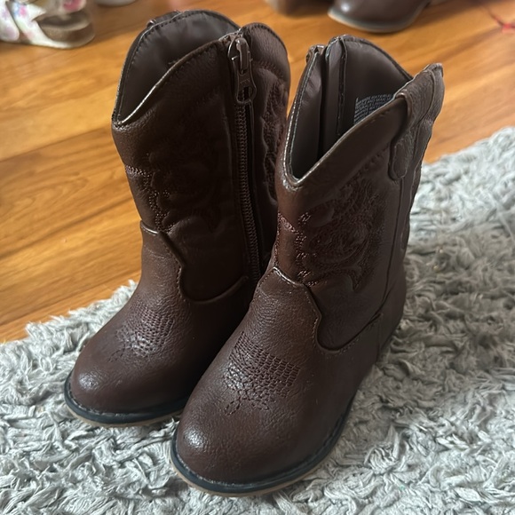 Cat & Jack Brown Western Cowboy Boots, Kids Size 6 - Picture 4 of 7